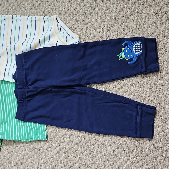 Carter's Outfit Bundle - Picture 11 of 13